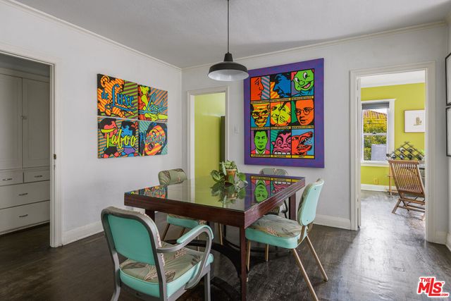 $1,800,000 | 2022 North Catalina Street, Los Angeles, CA 90027