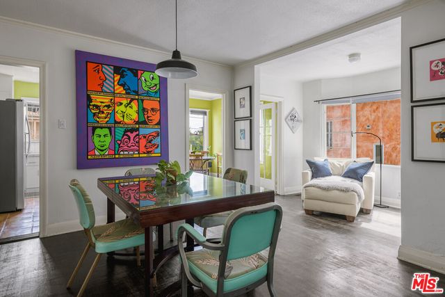 $1,800,000 | 2022 North Catalina Street, Los Angeles, CA 90027