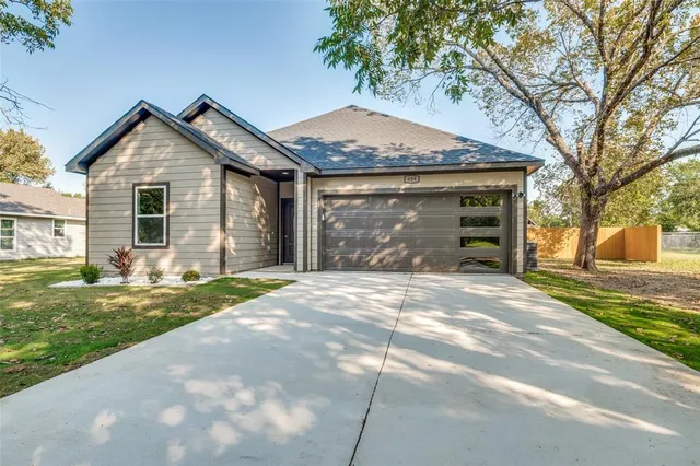 $234,000 | 608 Southwest 3rd Street, Kerens, TX 75144