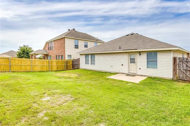 $1,850 | 909 Poncho Lane, Fort Worth, TX 76052