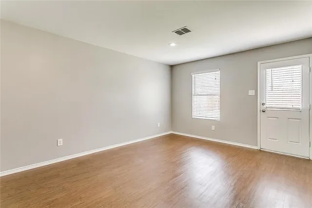 $1,850 | 909 Poncho Lane, Fort Worth, TX 76052