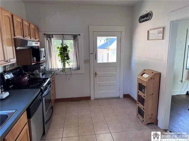 $114,900 | 64 East Hanover Street, Wellsville, NY 14895