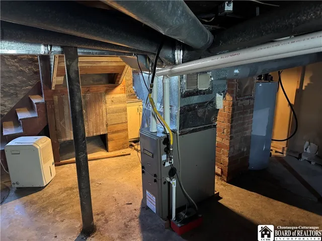 $114,900 | 64 East Hanover Street, Wellsville, NY 14895