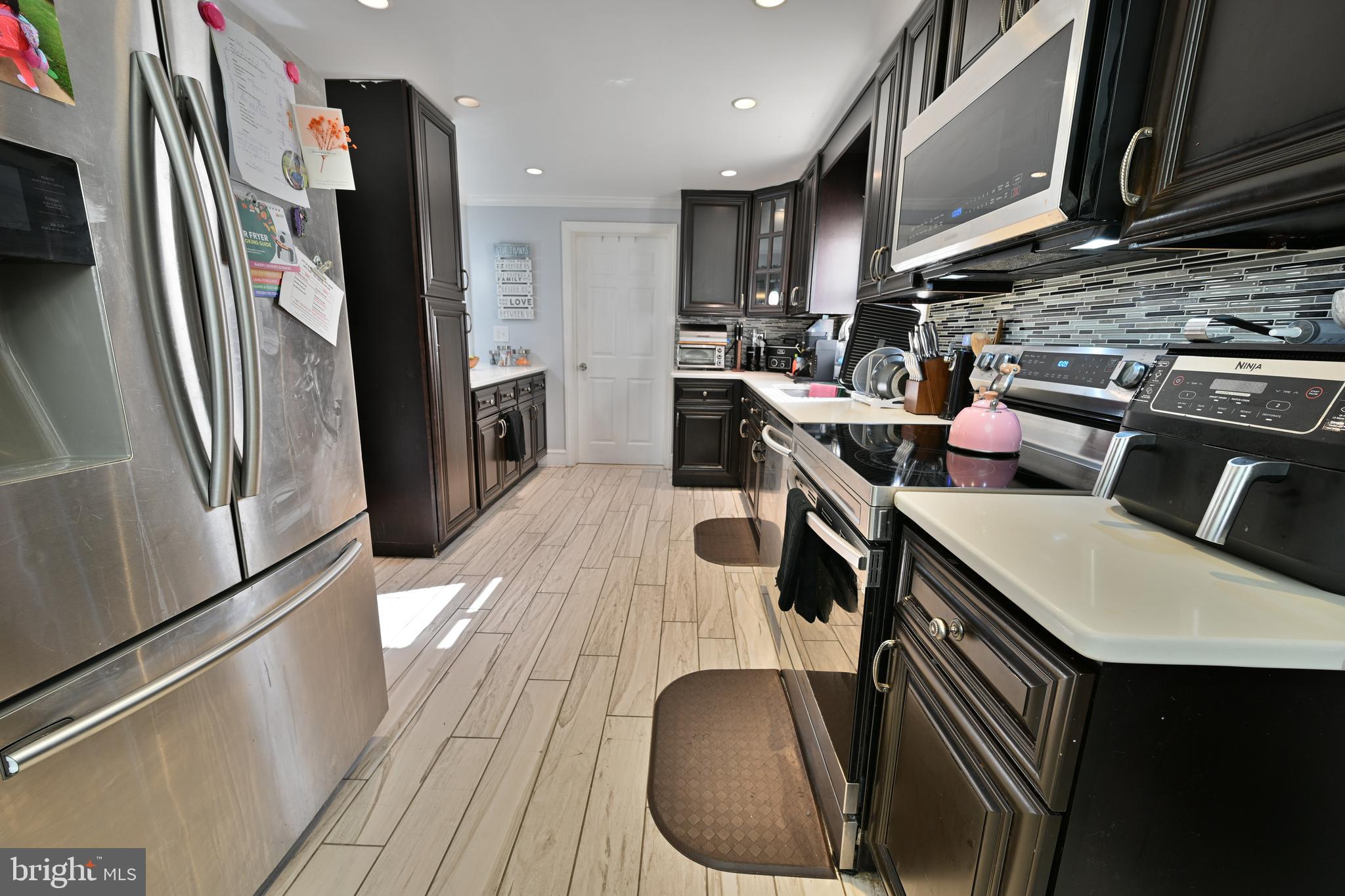 1114 Salem Road Burlington, NJ 08016 - Photo 11 of 27