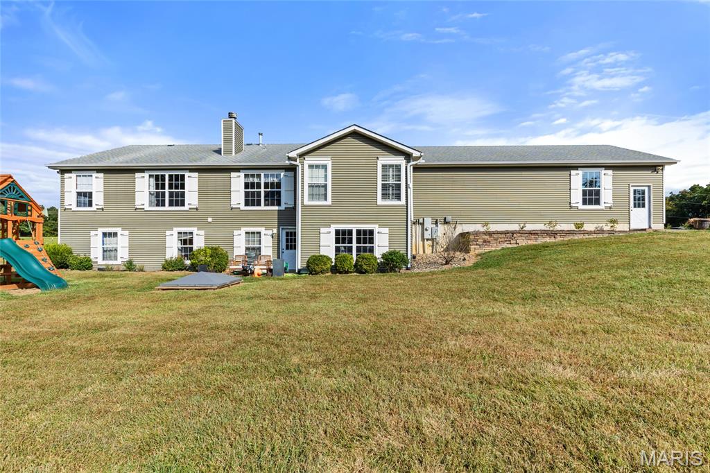 99 North Chantilly Road Winfield, MO 63389 - Photo 15 of 19 Gallery Image 15