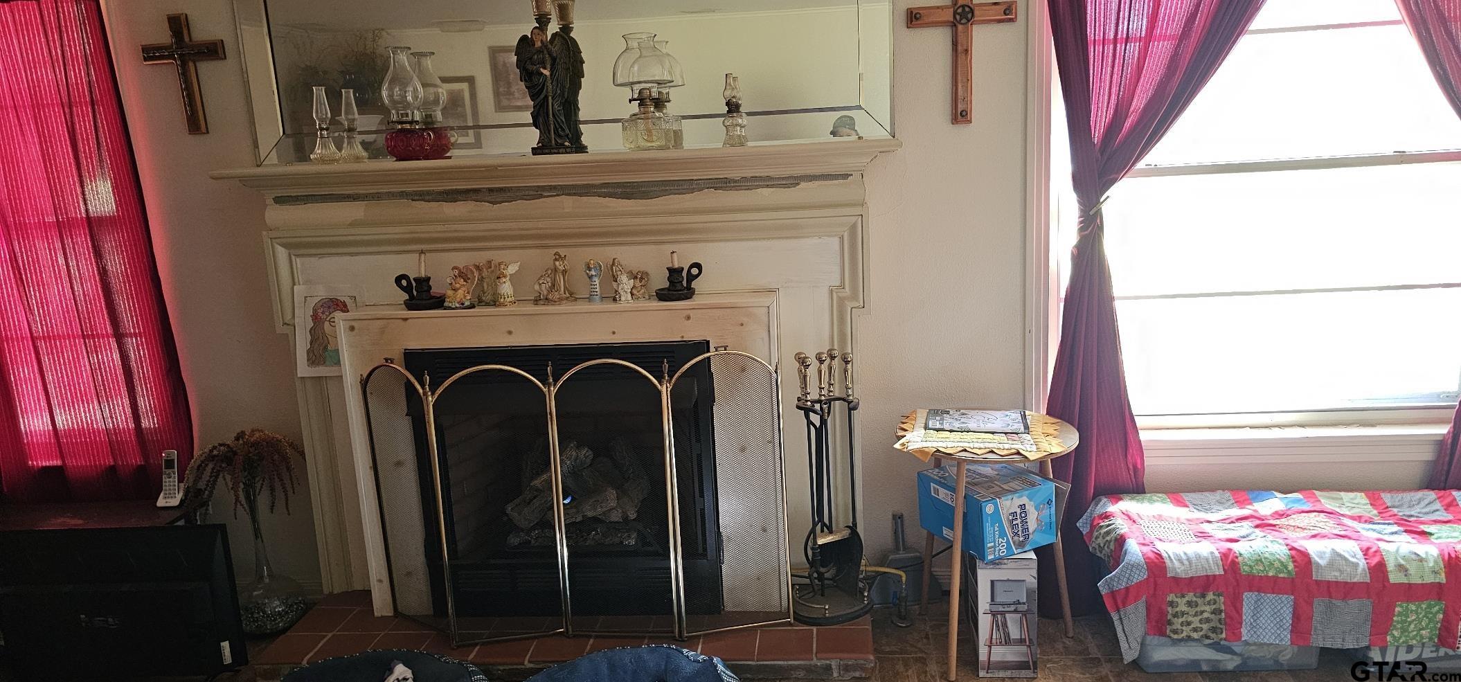 4269 Highway 21 Alto, TX 75925 - Photo 16 of 41 a utility room with dryer and washer