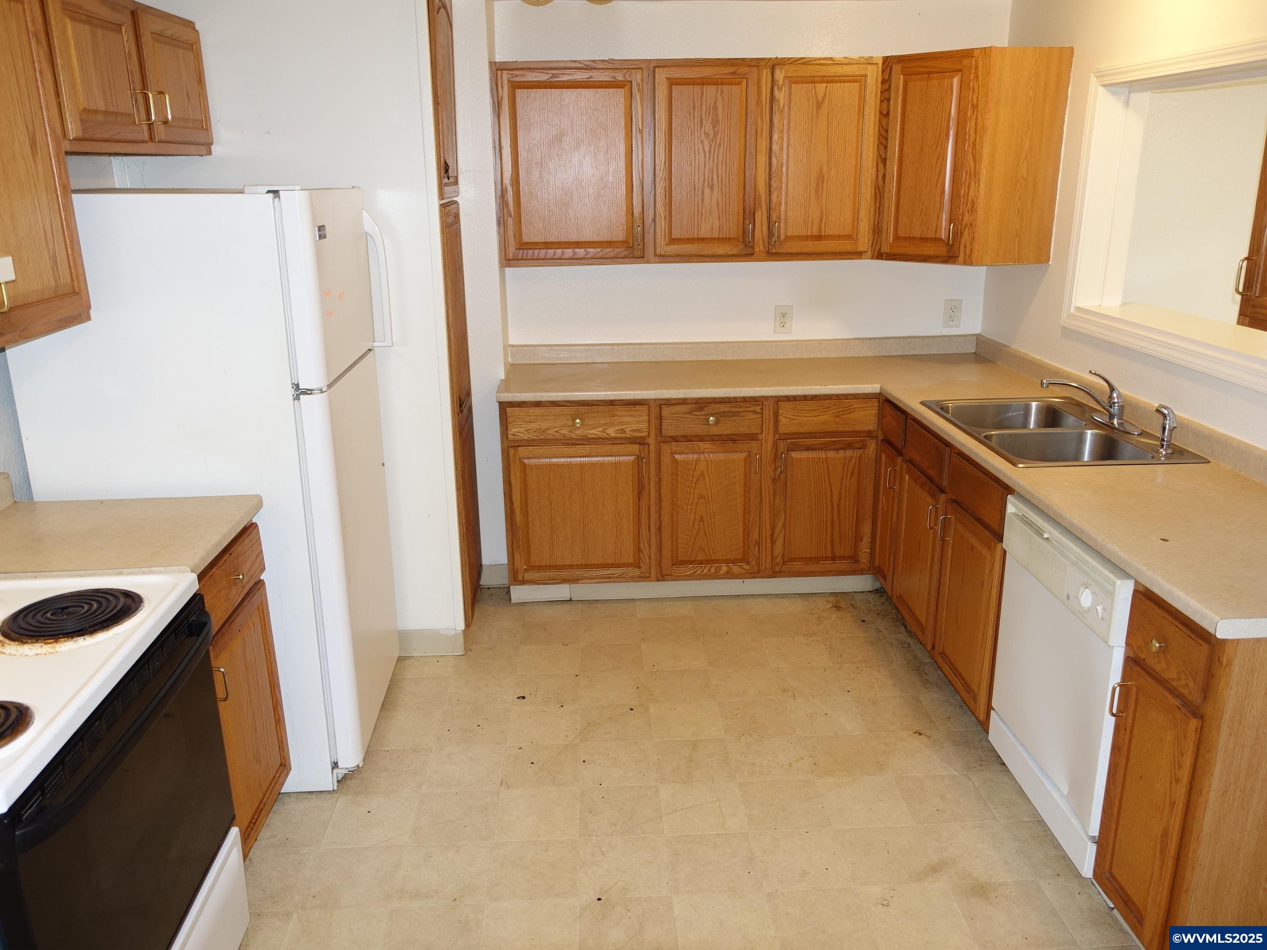 1185 Fabry Road Southeast Salem, OR 97306 - Photo 12 of 34
