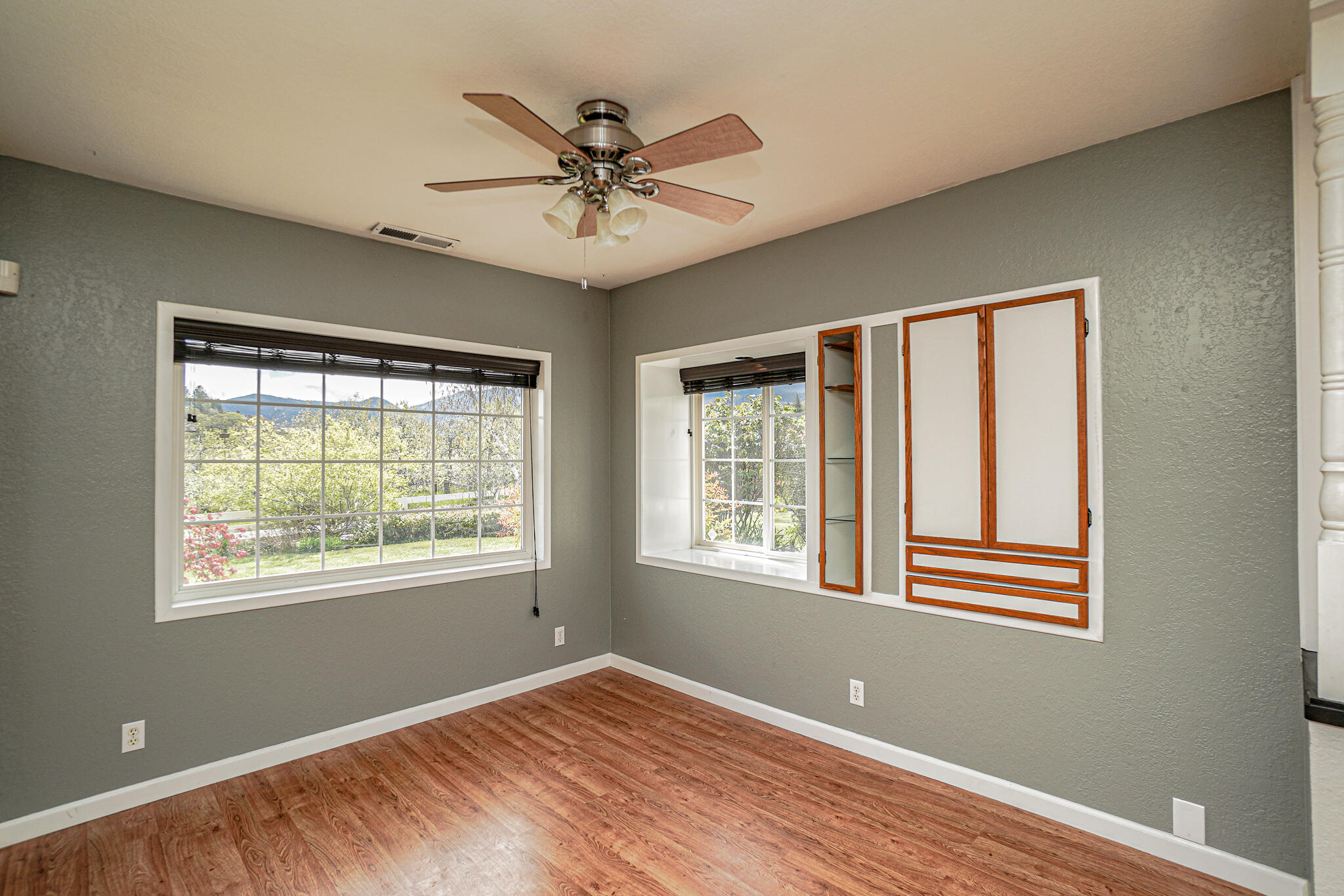 5510 Adams Road Talent, OR 97540 - Photo 12 of 59 DSC09875