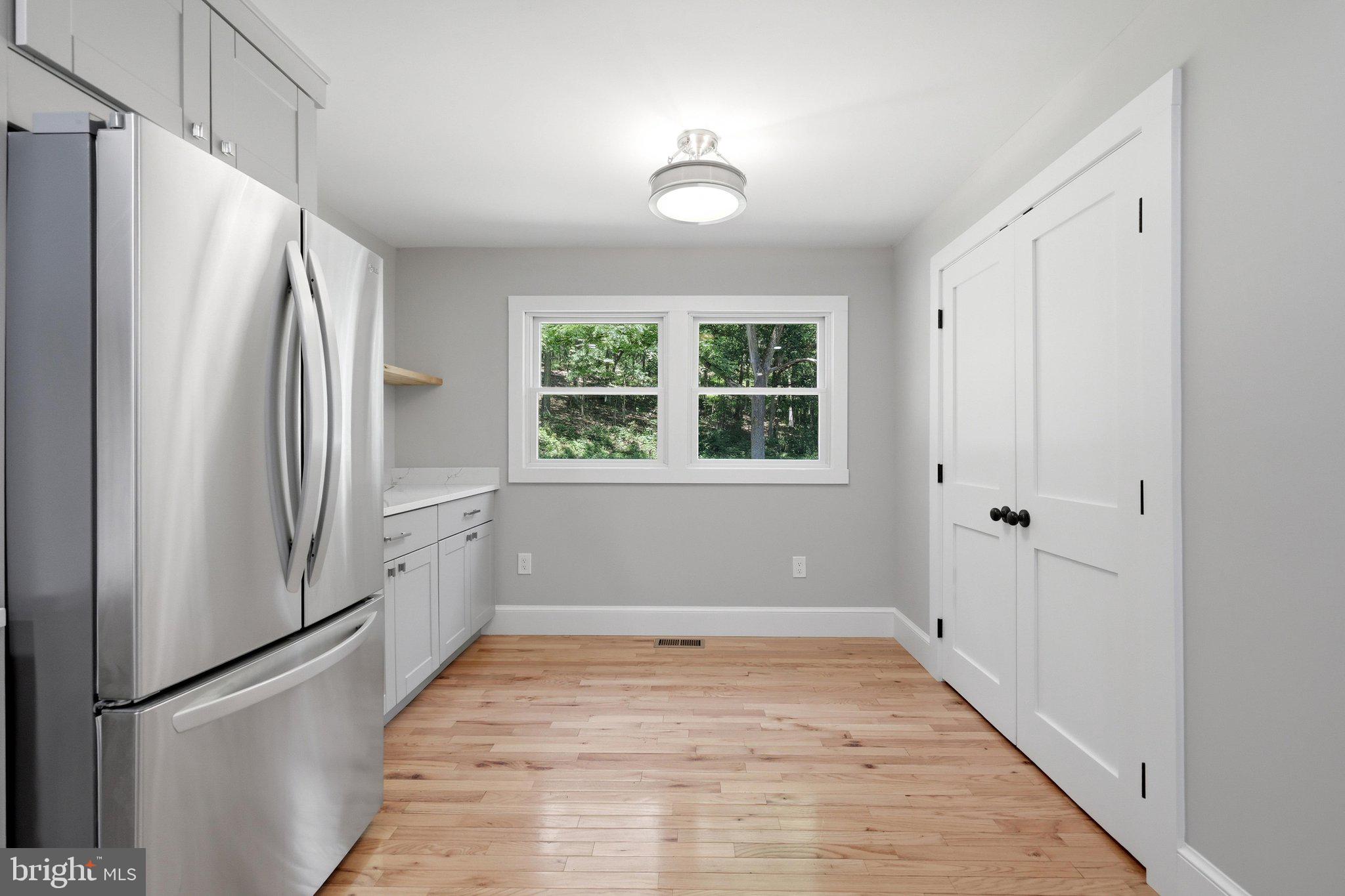 461 Norman Road High View, WV 26808 - Photo 16 of 73 Kitchen has table space