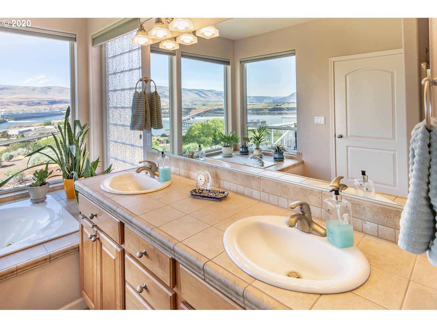 413 Summit Ridge Drive The Dalles, OR 97058 - Photo 25 of 27 Gallery Image 25