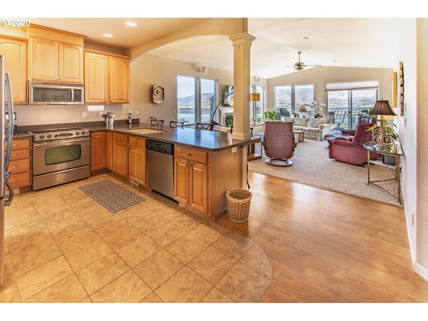 413 Summit Ridge Drive The Dalles, OR 97058 - Photo 9 of 27 Gallery Image 9