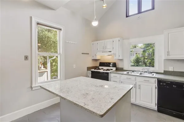 $2,700 | 693 Myrtle Street Northeast, Unit 2, Atlanta, GA 30308