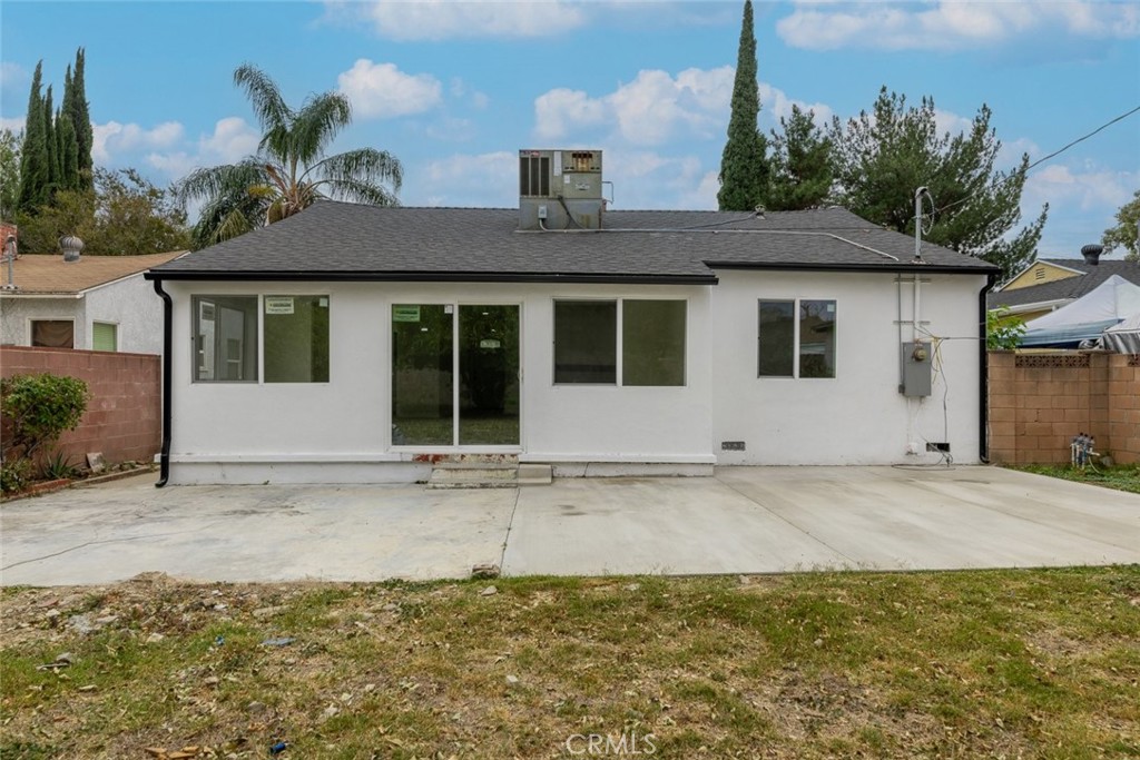 18919 Hart Street Reseda, CA 91335 - Photo 19 of 23