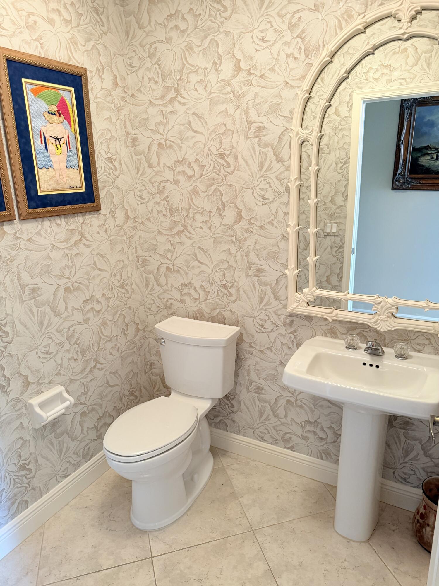 7633 La Corniche Circle Boca Raton, FL 33433 - Photo 19 of 49 Powder Room