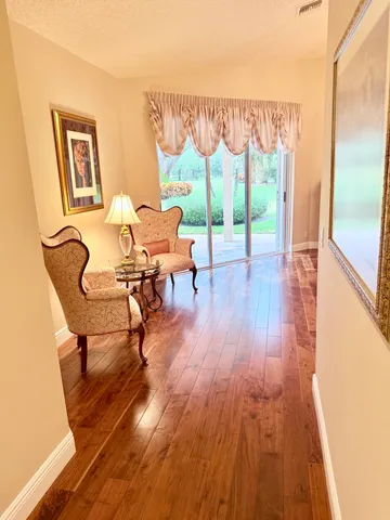 $1,150,000 | 7633 La Corniche Circle, Boca Raton, FL 33433