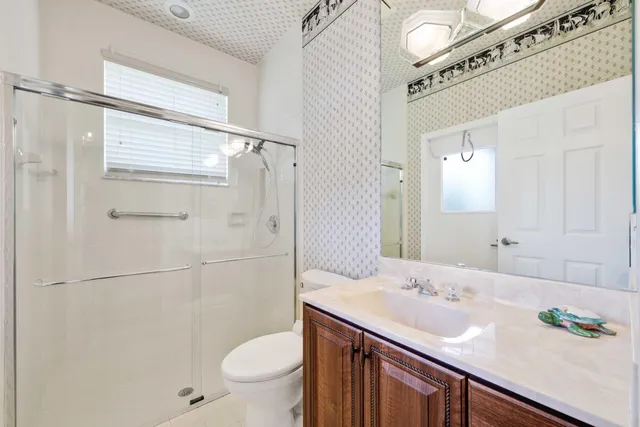 $1,150,000 | 7633 La Corniche Circle, Boca Raton, FL 33433