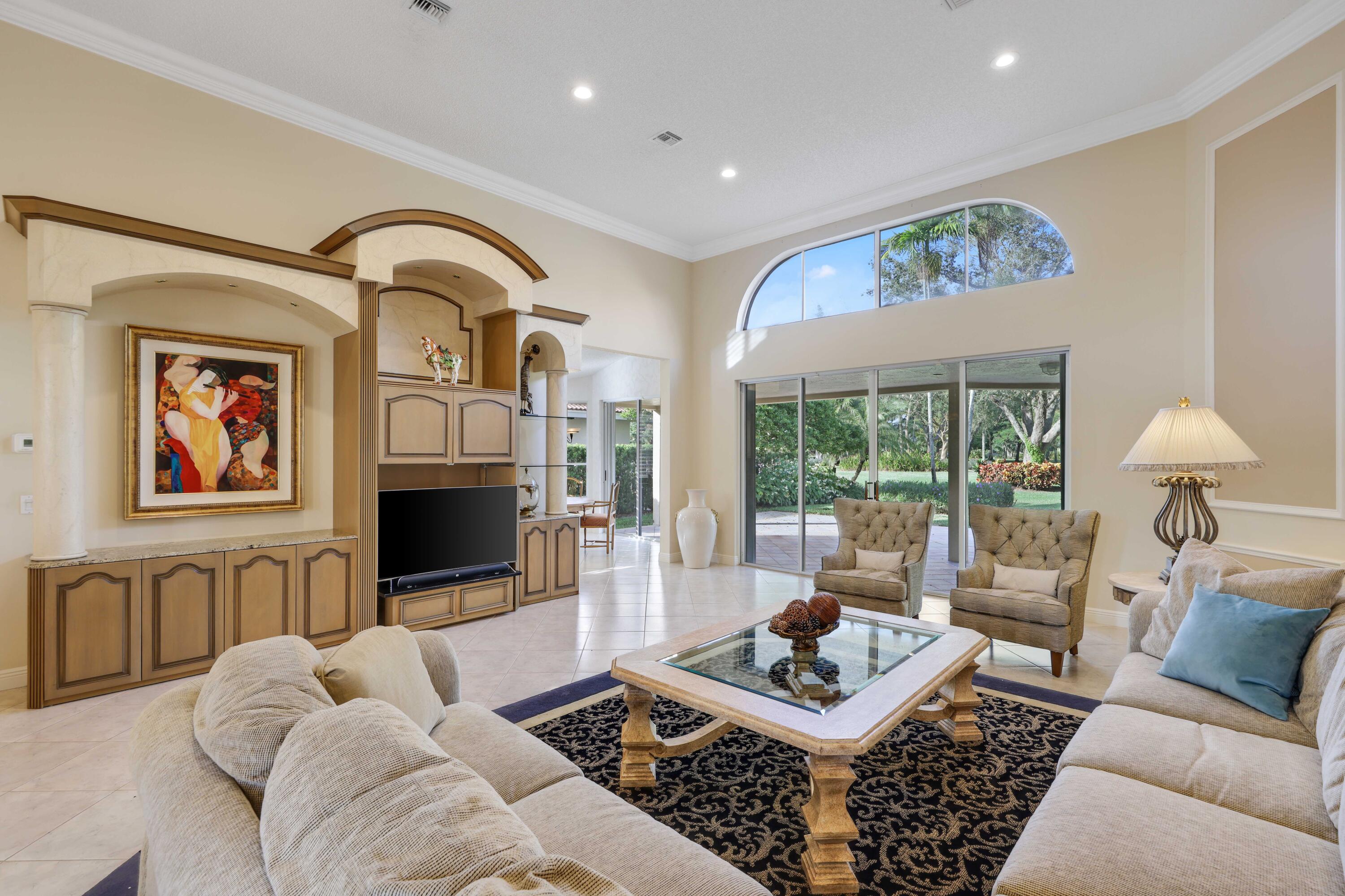 7633 La Corniche Circle Boca Raton, FL 33433 - Photo 4 of 49 Living Room
