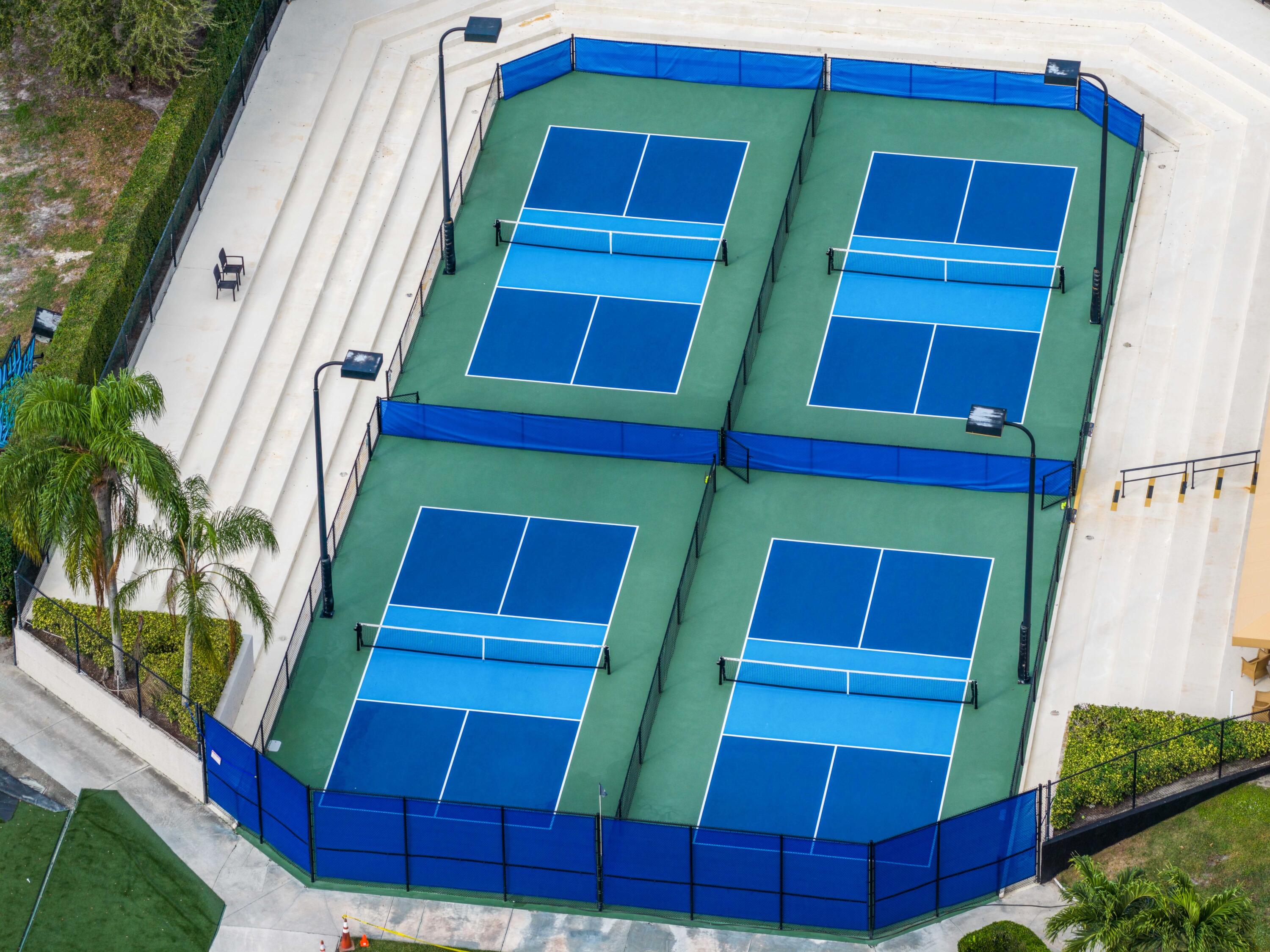 7633 La Corniche Circle Boca Raton, FL 33433 - Photo 47 of 49 a view of a balcony with front door