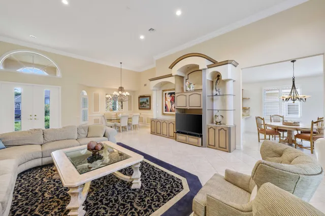 $1,150,000 | 7633 La Corniche Circle, Boca Raton, FL 33433