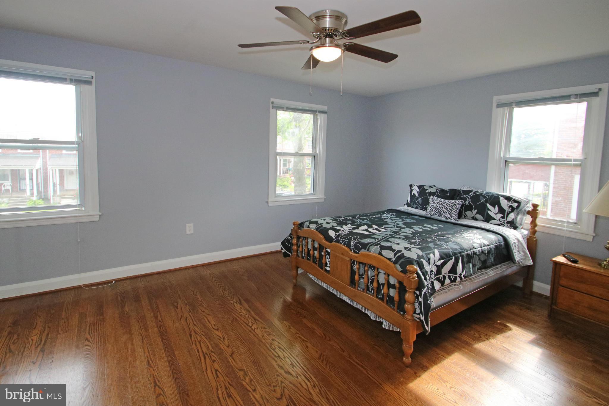 4618 Coleherne Road Baltimore, MD 21229 - Photo 12 of 23 Bedroom (Master)