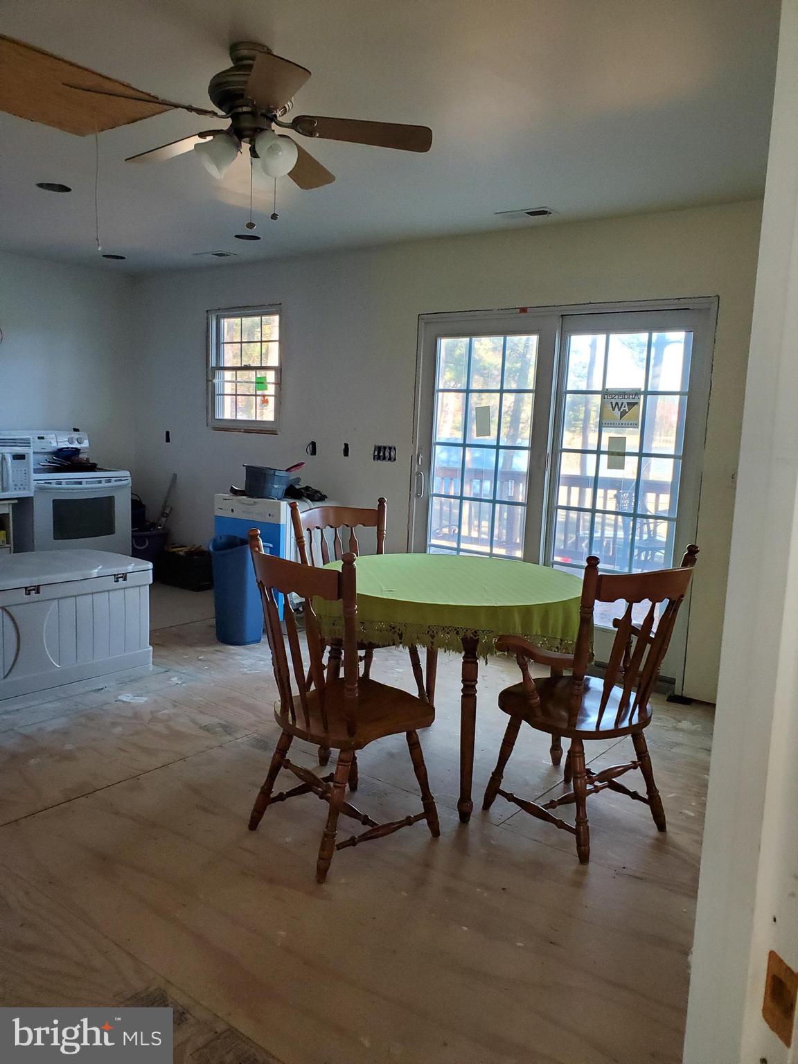114 Laird Benton Road Stevensville, MD 21666 - Photo 9 of 25 Dining area