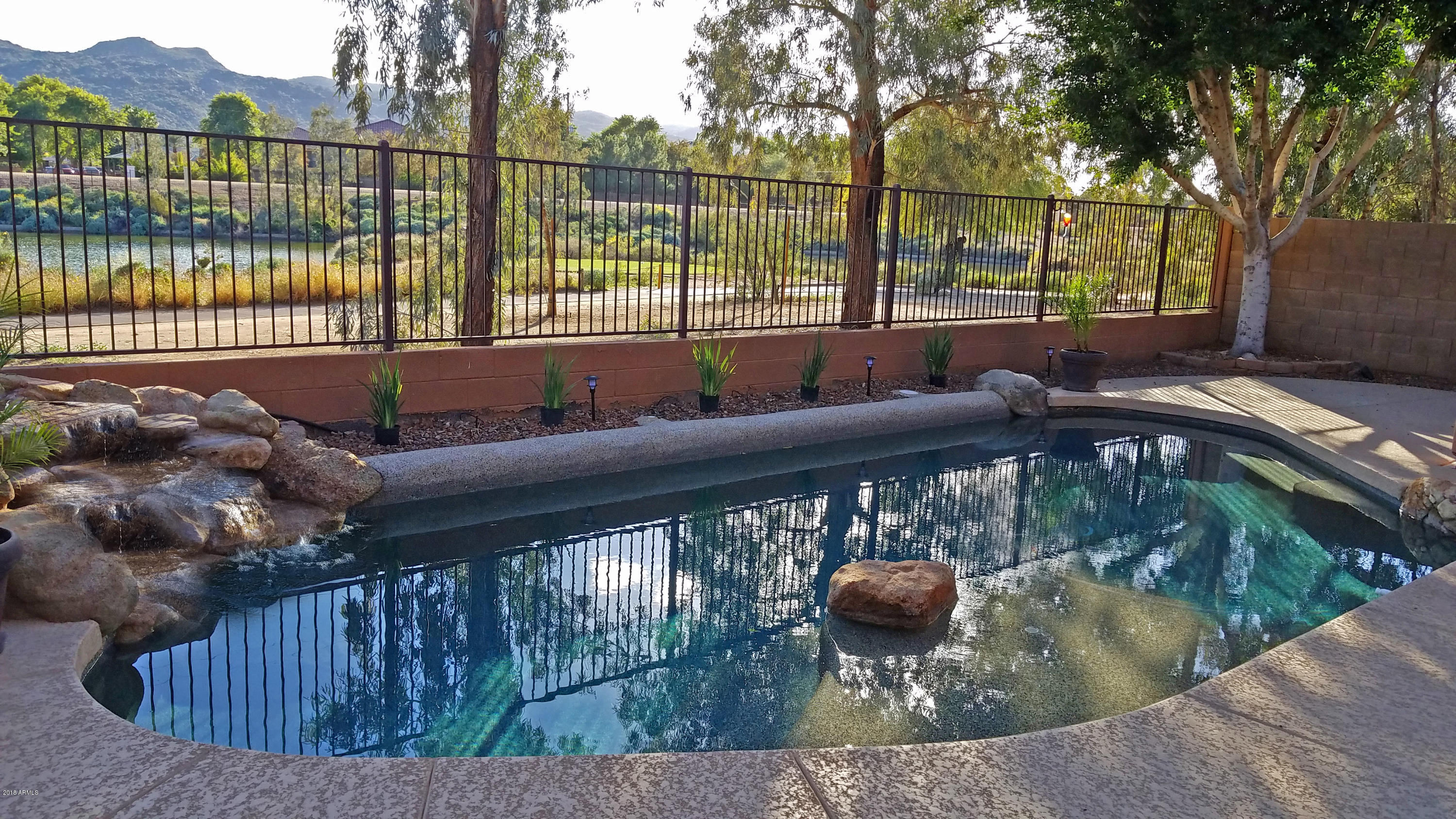 2843 East Fremont Road Phoenix, AZ 85042 - Photo 9 of 27 Pool - 1