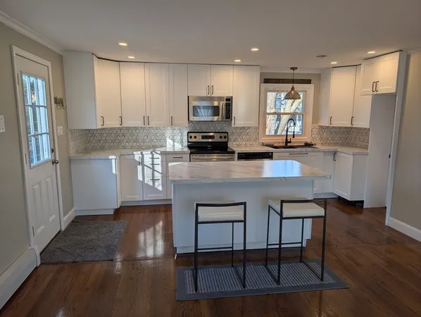 $2,950 | 8 Linda Circuit, Grafton, MA 01536