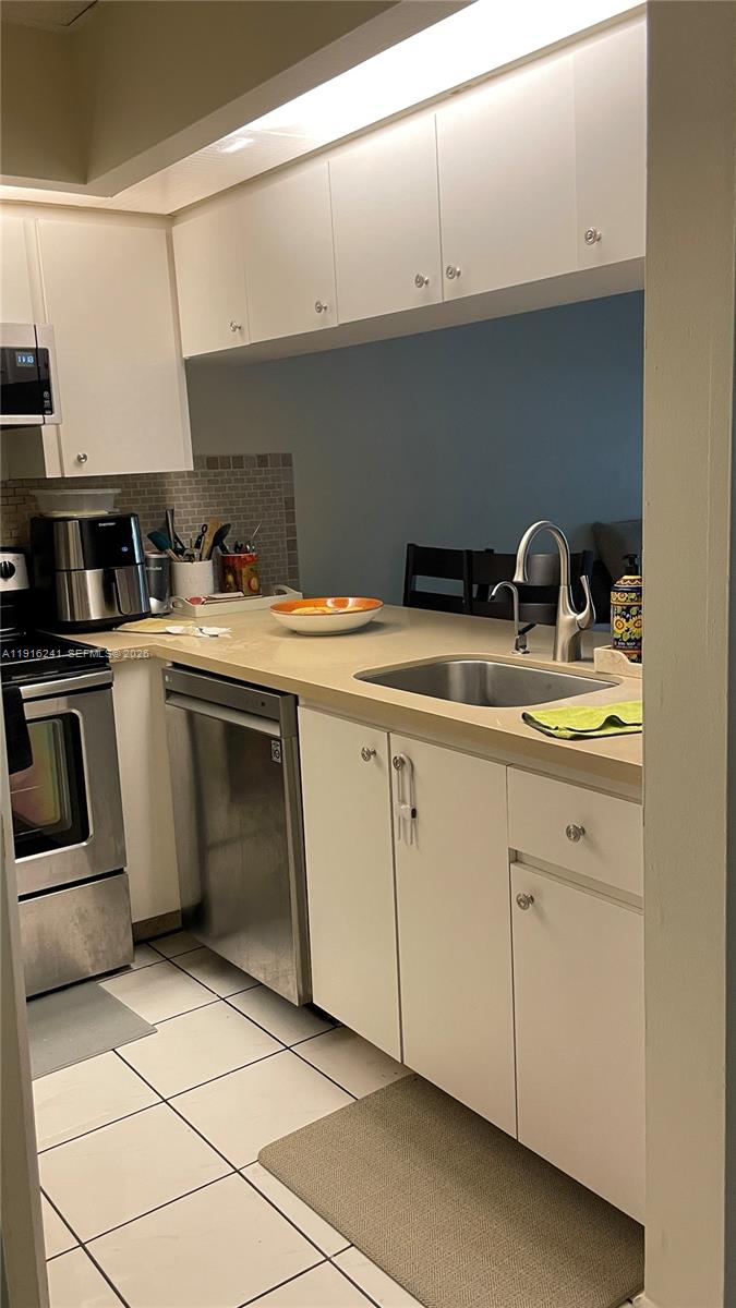 6800 Cypress Road, Unit 103 Plantation, FL 33317 - Photo 8 of 35