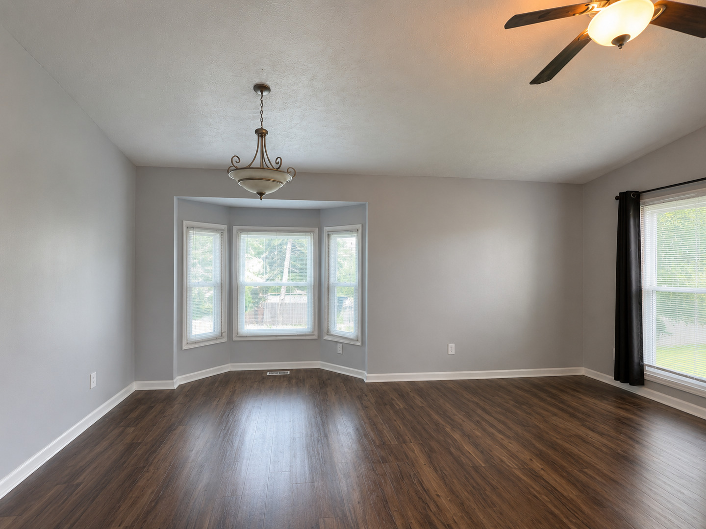 1622 Bensington Court Normal, IL 61761 - Photo 7 of 28