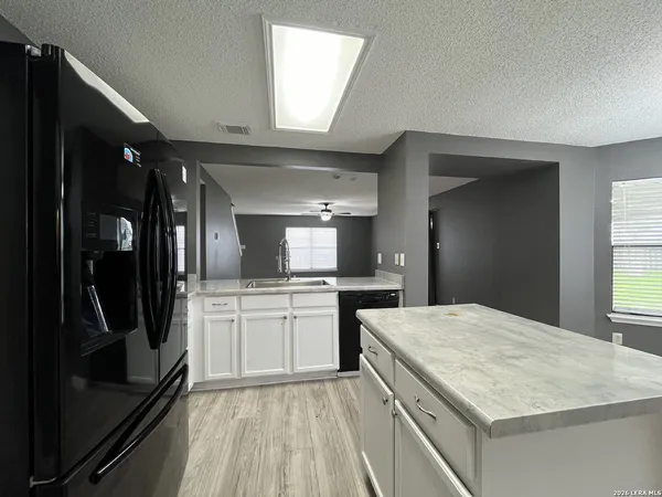 $1,895 | 14443 Mountainside Ridge, San Antonio, TX 78233