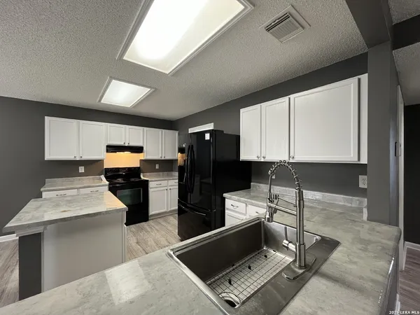 $1,895 | 14443 Mountainside Ridge, San Antonio, TX 78233