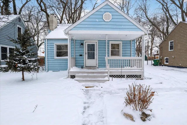 $197,500 | 1635 Cass Street, Niles, MI 49120