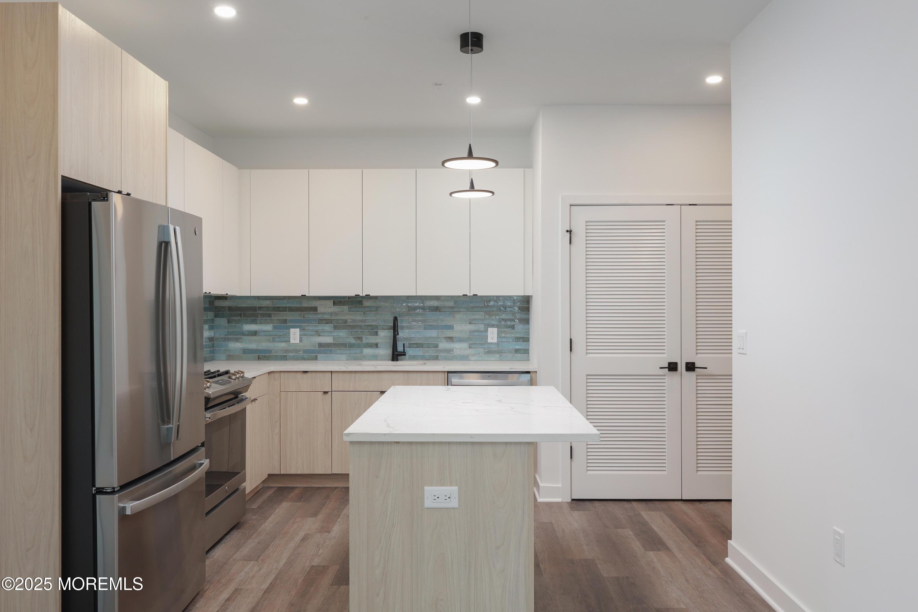 6 West End Court, Unit 306 Long Branch, NJ 07740 - Photo 3 of 9 Tak House kitchen