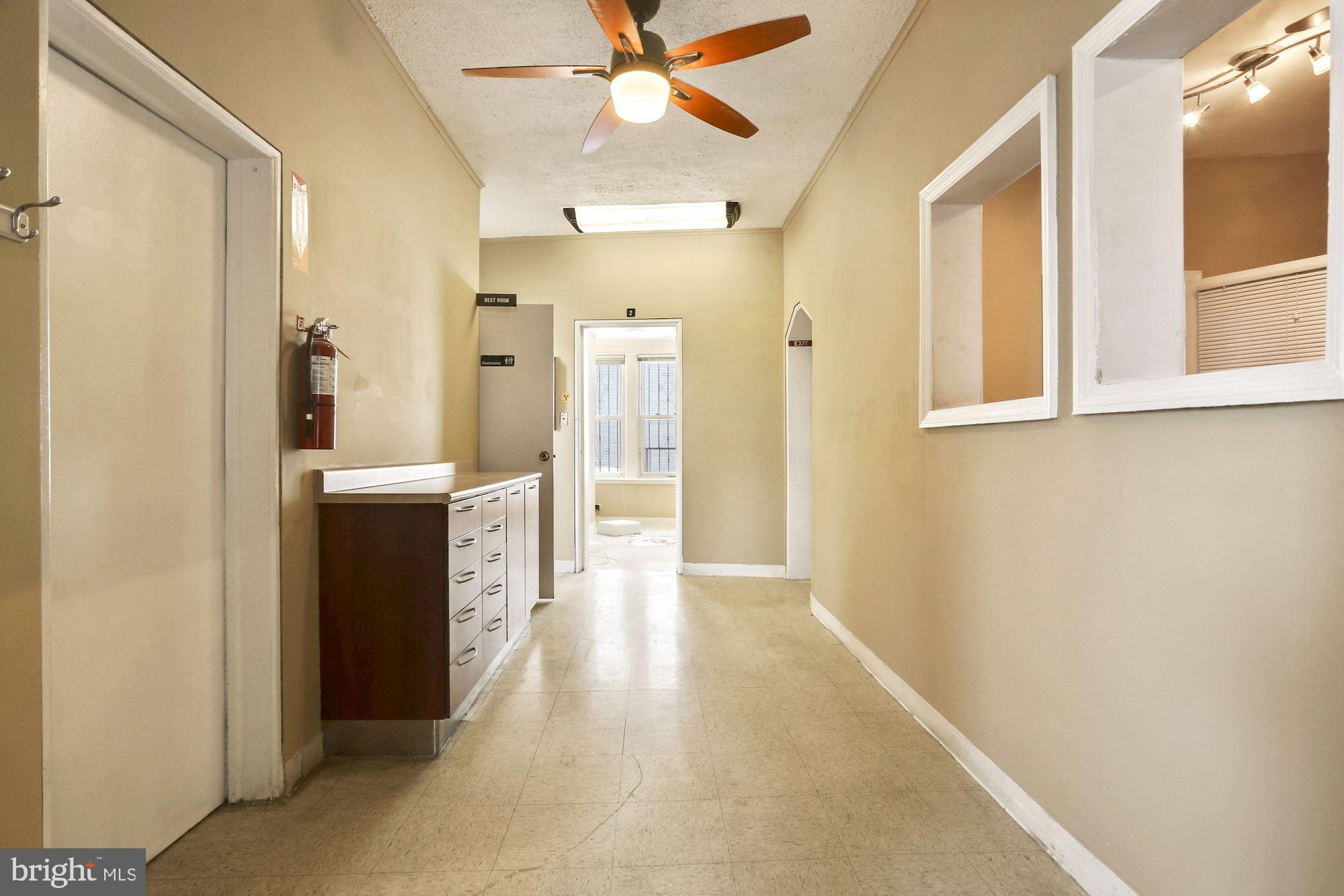 5 Barney Circle Southeast Washington, DC 20003 - Photo 14 of 38