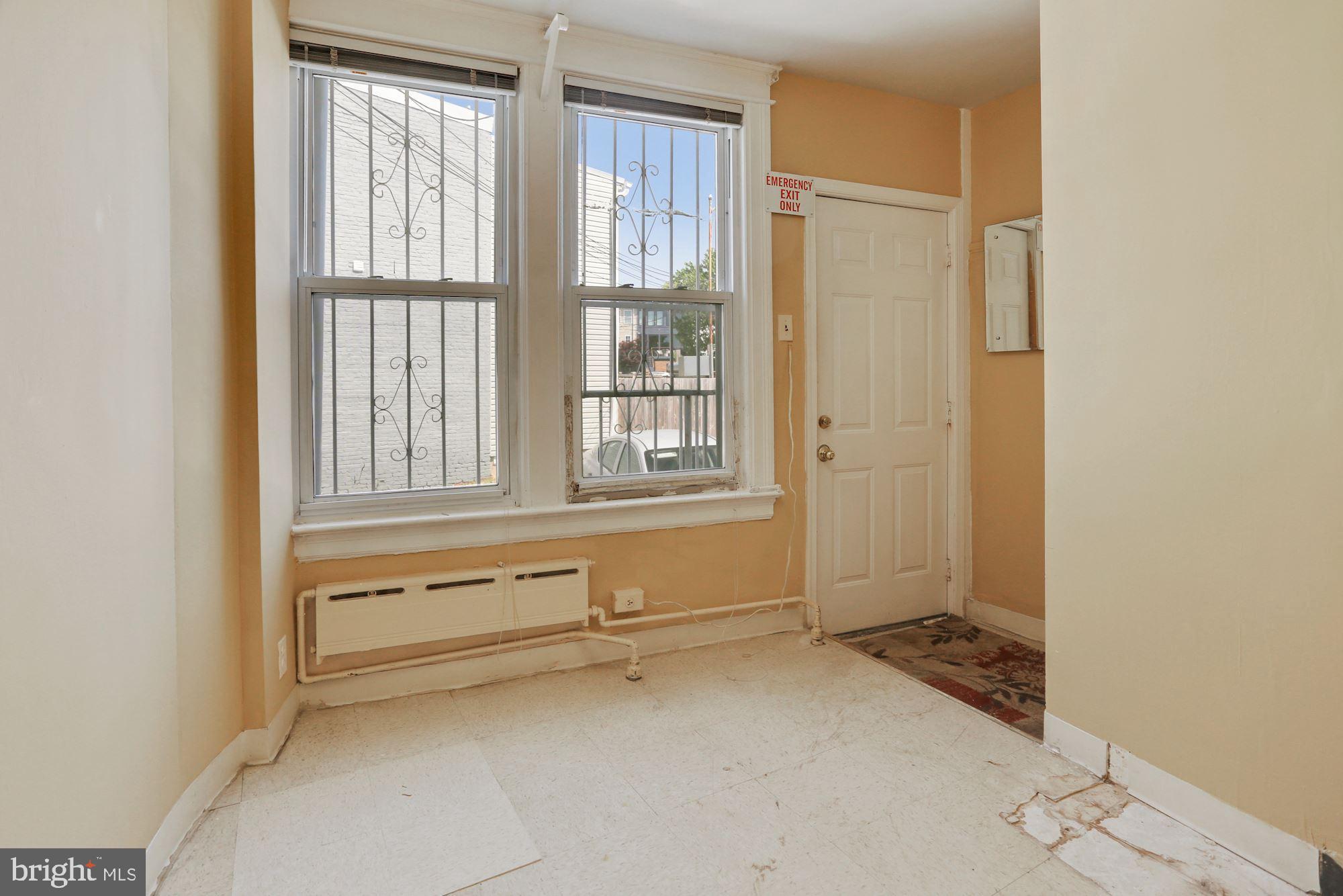 5 Barney Circle Southeast Washington, DC 20003 - Photo 18 of 38