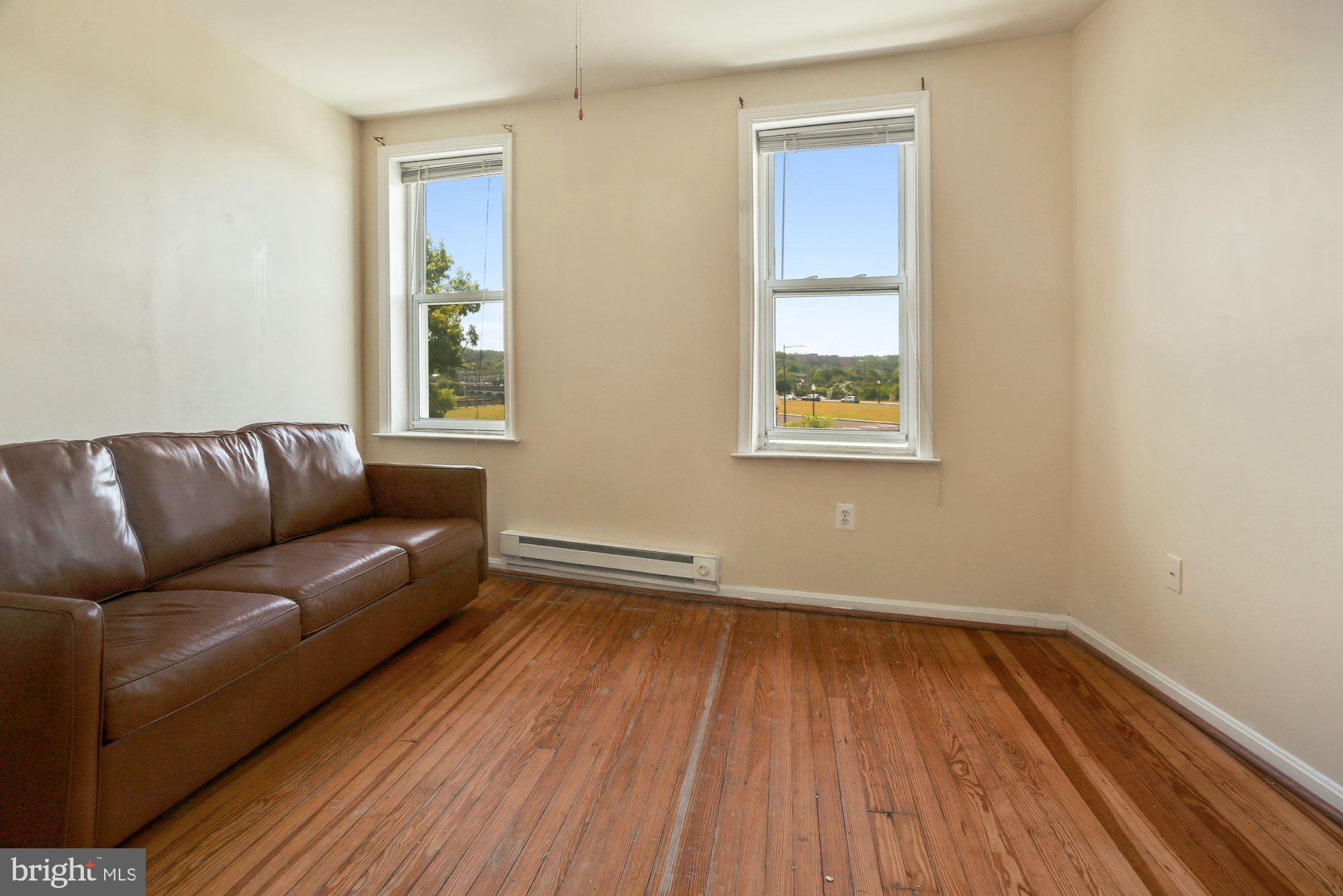 5 Barney Circle Southeast Washington, DC 20003 - Photo 24 of 38