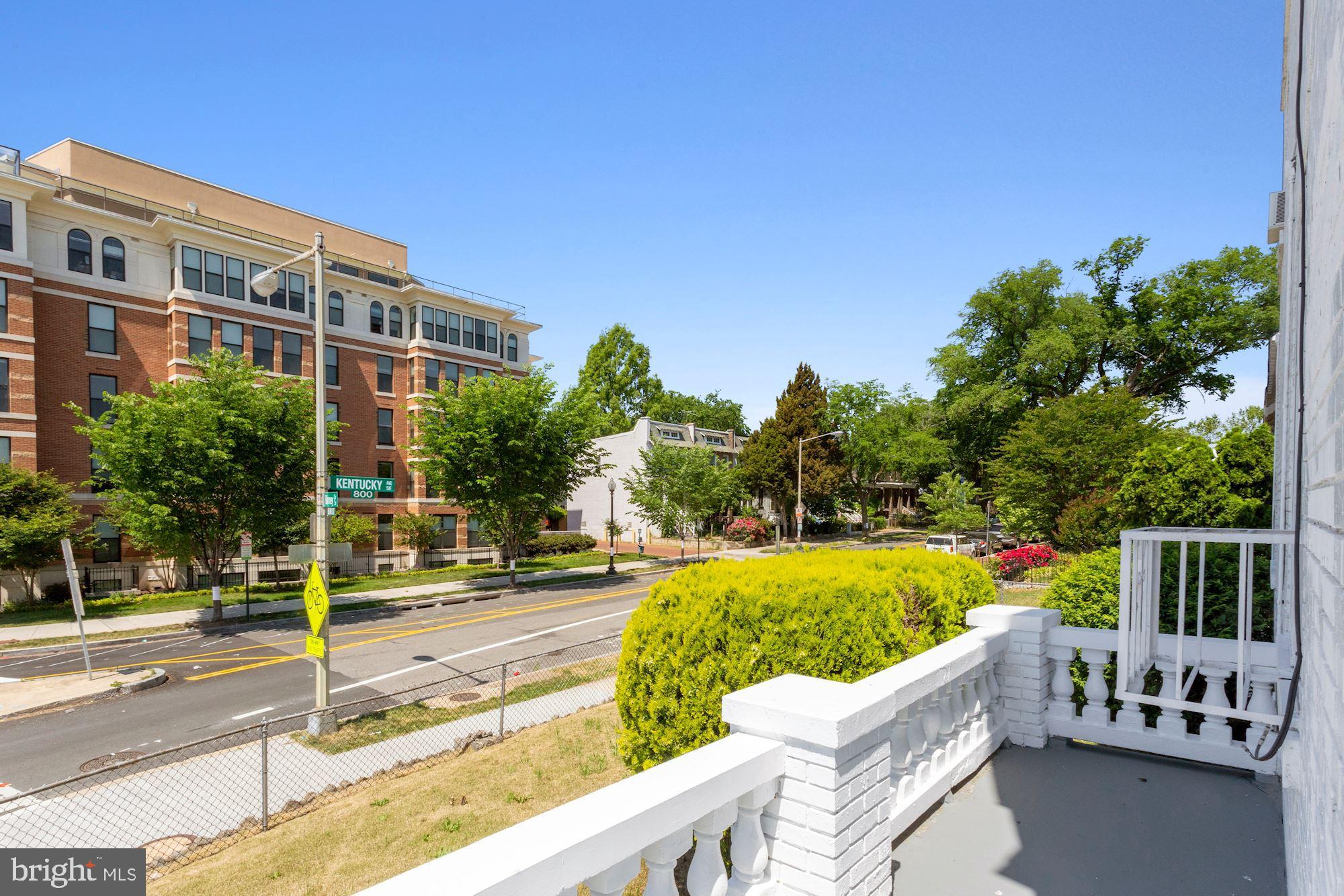 5 Barney Circle Southeast Washington, DC 20003 - Photo 35 of 38