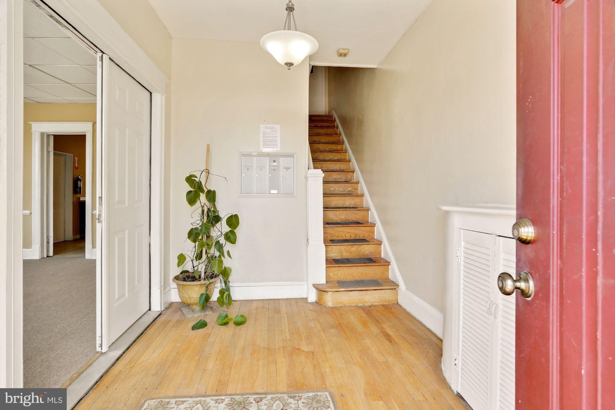 5 Barney Circle Southeast Washington, DC 20003 - Photo 9 of 38 Large Foyer