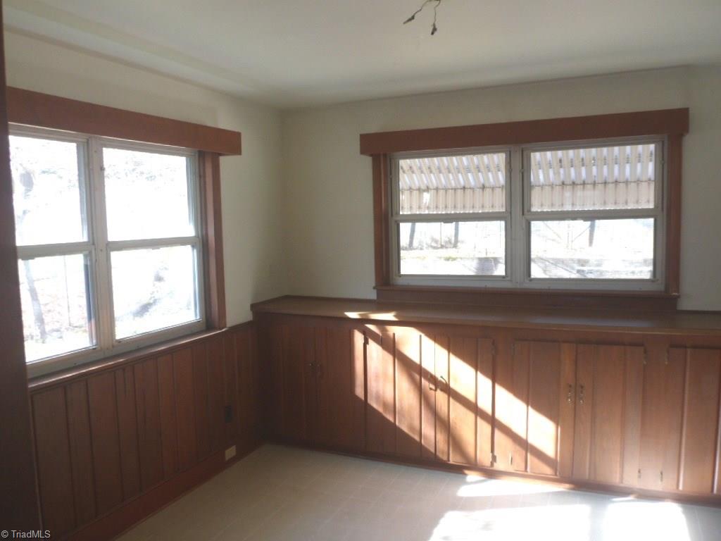 1500 Berwick Road Southwest Winston-Salem, NC 27103 - Photo 7 of 14 Gallery Image 7