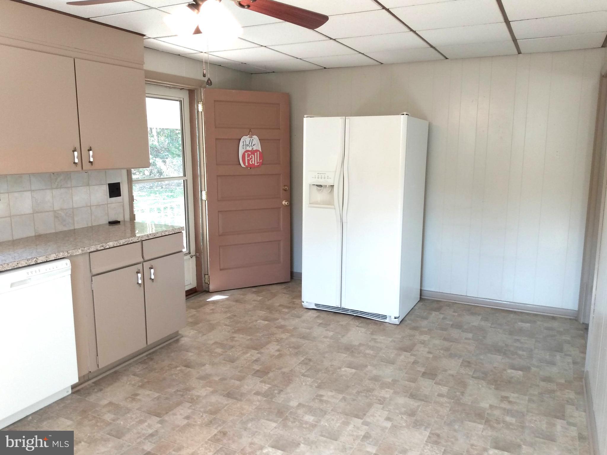 676 Siloam Road Chambersburg, PA 17201 - Photo 9 of 41 Kitchen