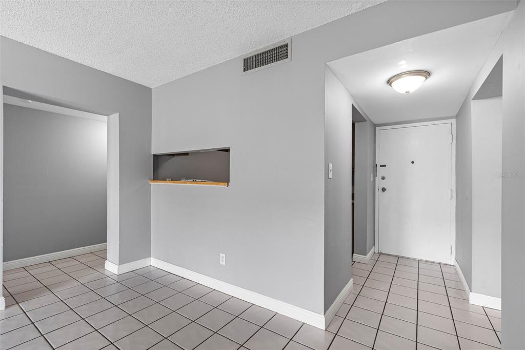 5820 North Church Avenue, Unit 346 Tampa, FL 33614 - Photo 10 of 30 a view of an empty room
