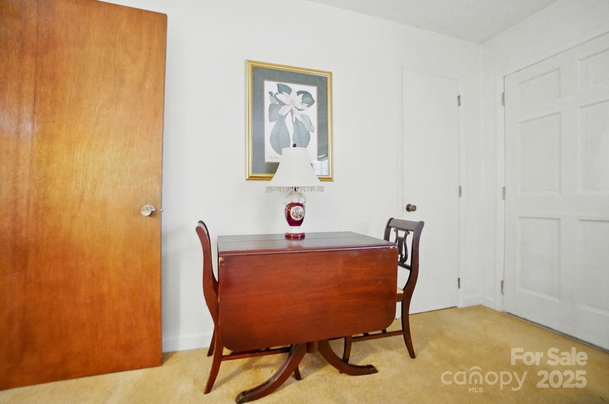 6215 Simpson Road Charlotte, NC 28216 - Photo 16 of 47 Gallery Image 16
