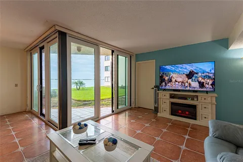 $485,000 | 5541 La Puerta Del Sol Boulevard South, Unit 116, St. Petersburg, FL 33715