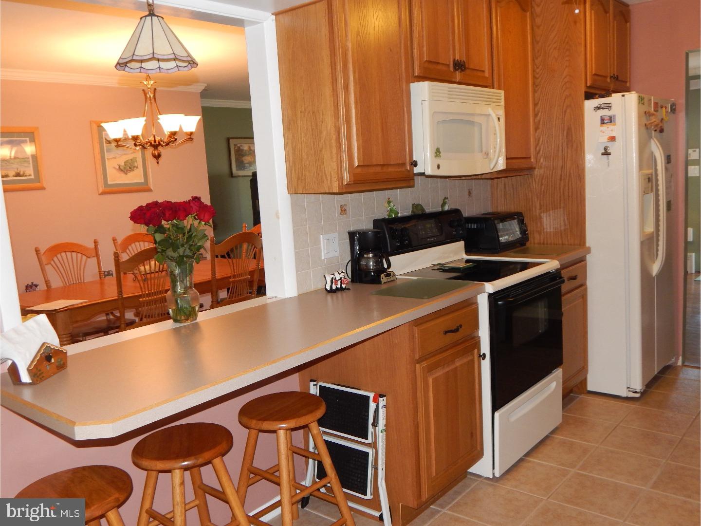 298 Extonville Road Hamilton, NJ 08501 - Photo 6 of 24 Kitchen