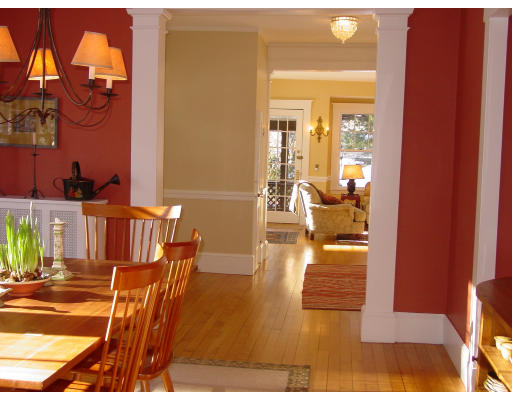 152 Colon Street Beverly, MA 01915 - Photo 5 of 15 Gallery Image 5