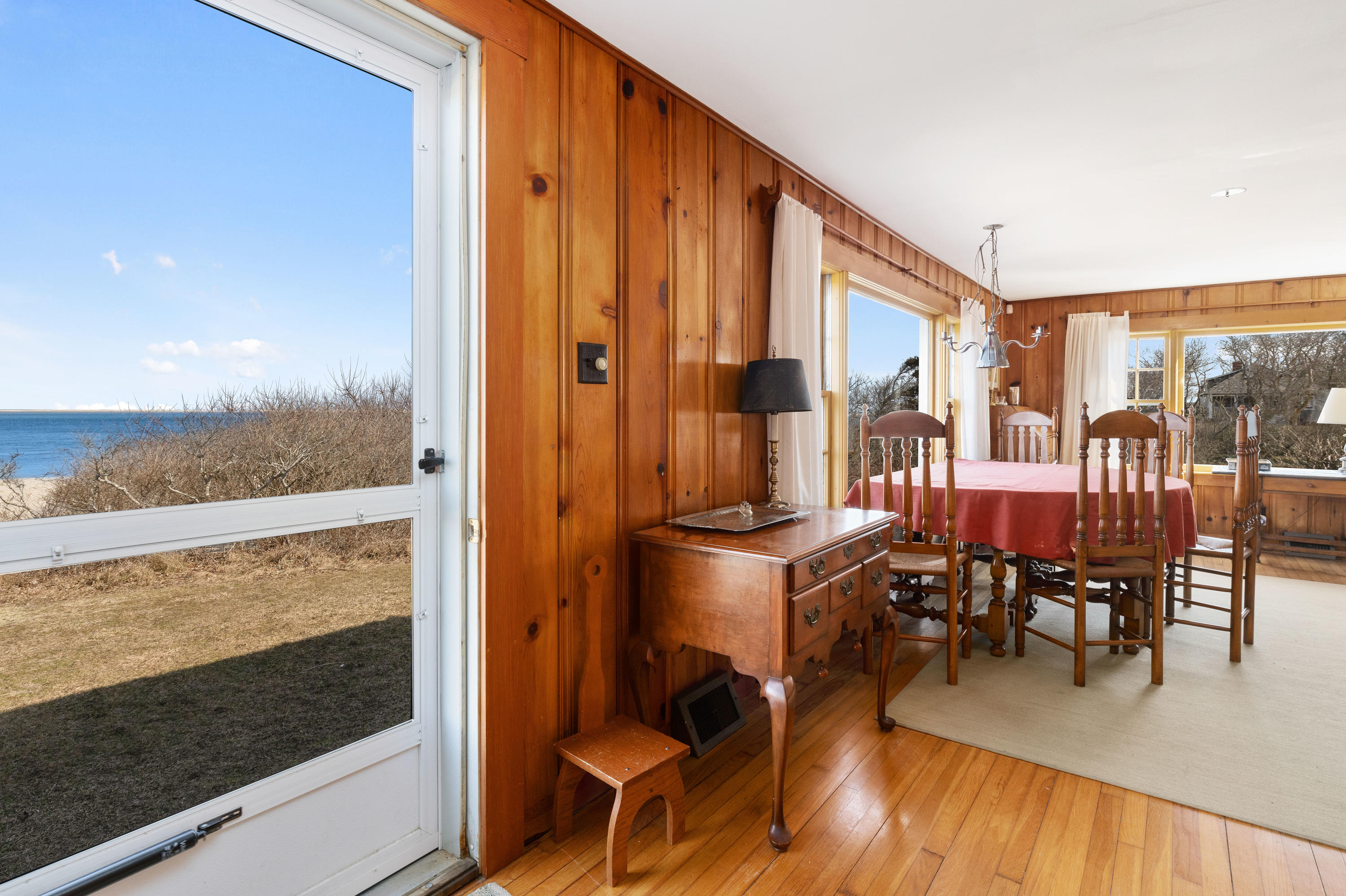 229 Scatteree Road North Chatham, MA 02650 - Photo 17 of 36 229ScaLR-18