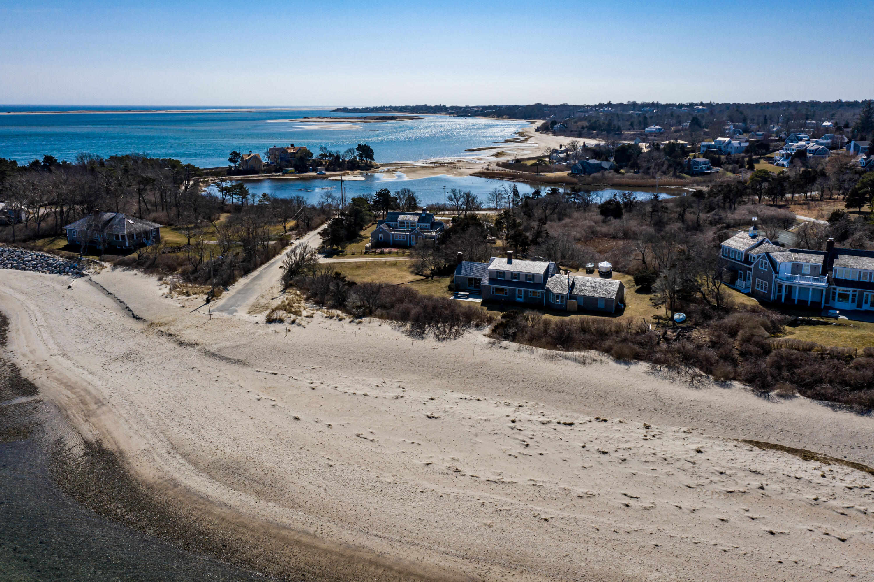 229 Scatteree Road North Chatham, MA 02650 - Photo 7 of 36 229ScaLR-95