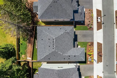 $1,229,800 | 10667 Southeast 170th Place, Renton, WA 98055