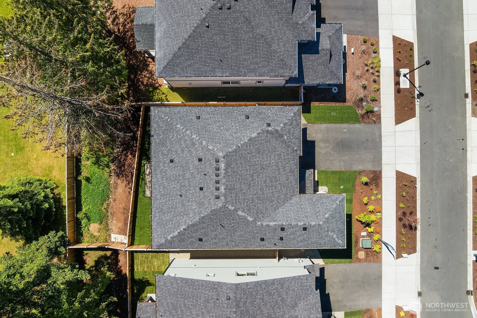 10667 Southeast 170th Place Renton, WA 98055 - Photo 29 of 32