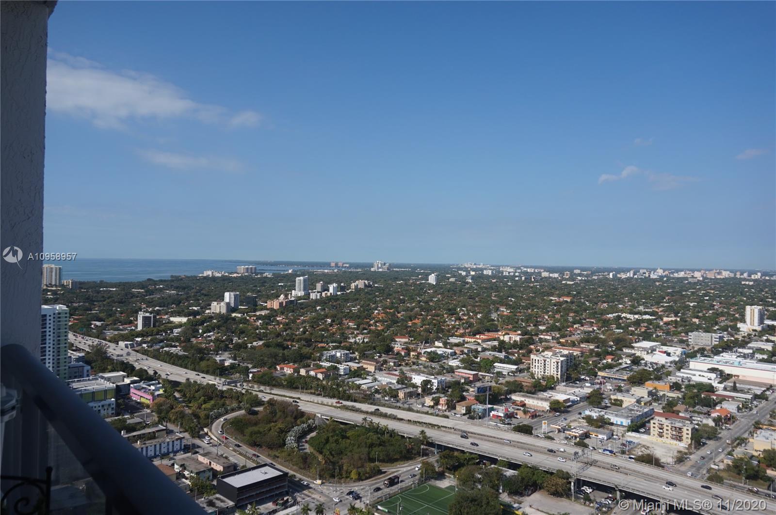 185 Southwest 7th Street, Unit 4000 Miami, FL 33130 - Photo 15 of 25